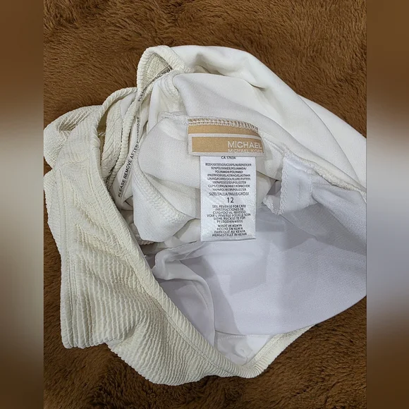 🆕️ MICHAEL Michael Kors Off White Swimsuit - Picture 5 of 5